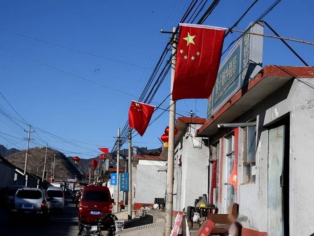 为拥有中国国籍,达曼人苦等200多年,如今家家户户挂着五星红旗