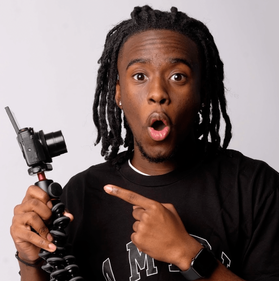 网红主播煽动3000名暴民涌入曼哈顿,爆发大规模骚乱!_kai_版权_人群