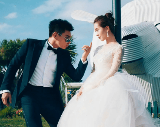 以个人名义捐款,吴奇隆存款由经纪人保管引争议_任玥_什么_网友