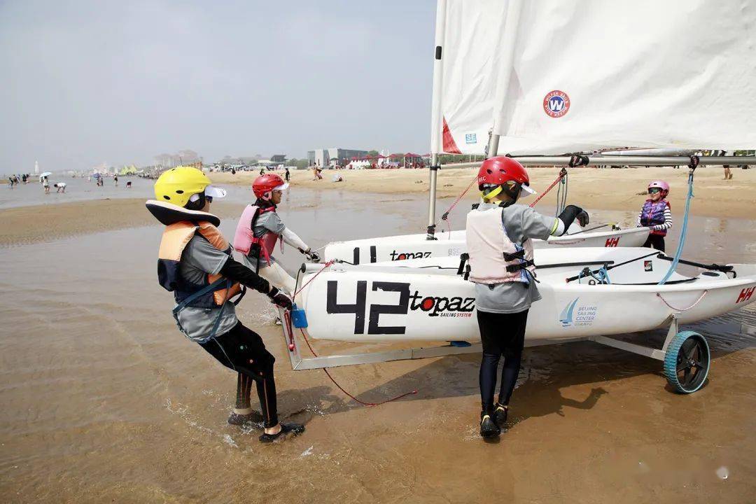 青年友好|秦皇岛帆船季·青少年帆船夏令营开营!_运动_帆板_航海