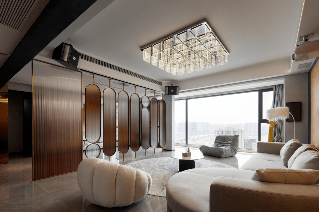 1:1还原的定制家:一场华丽的双向奔赴_黄裔_吴佳露_施工