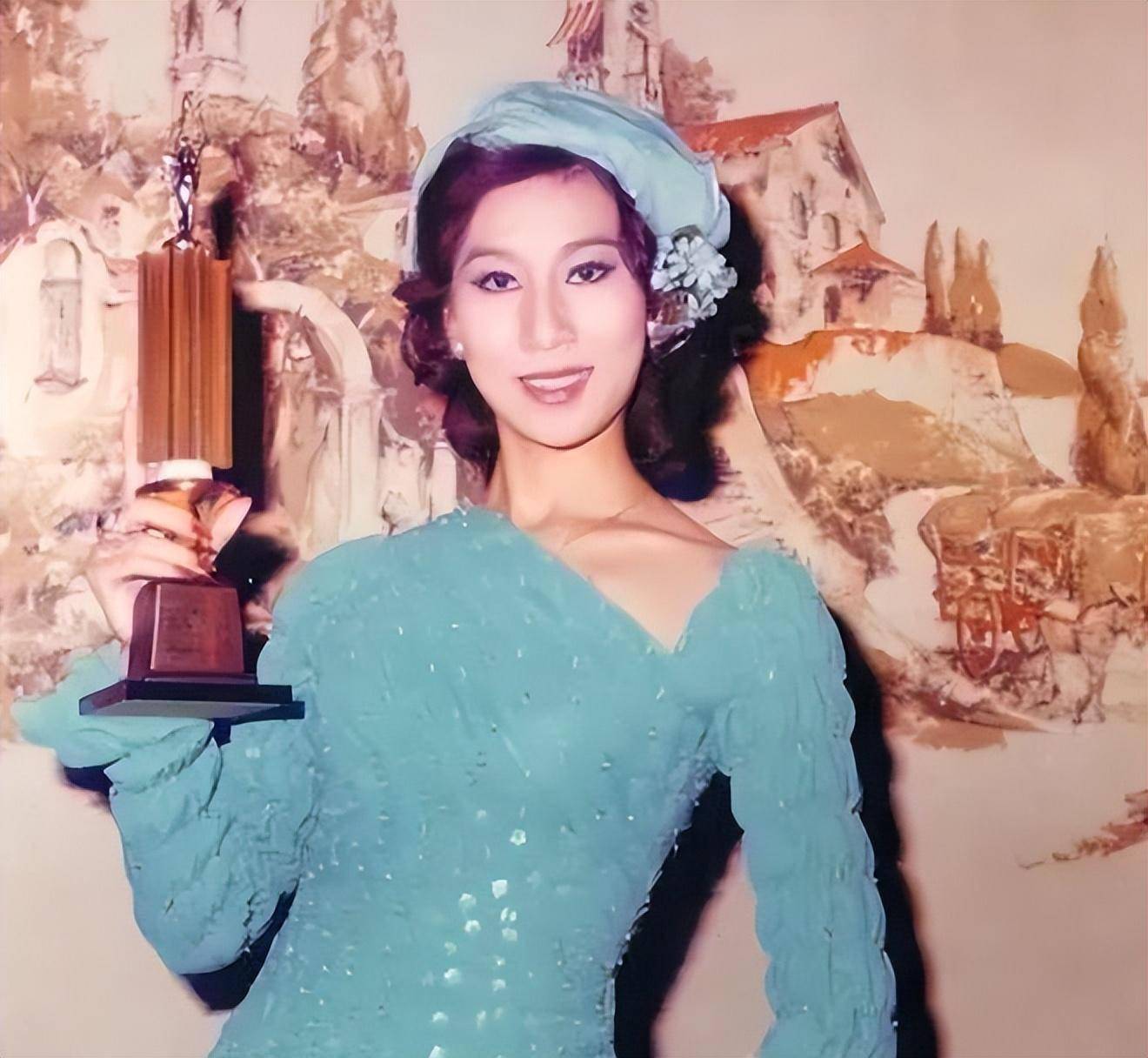 奚秀兰_时候_谢嘉亮