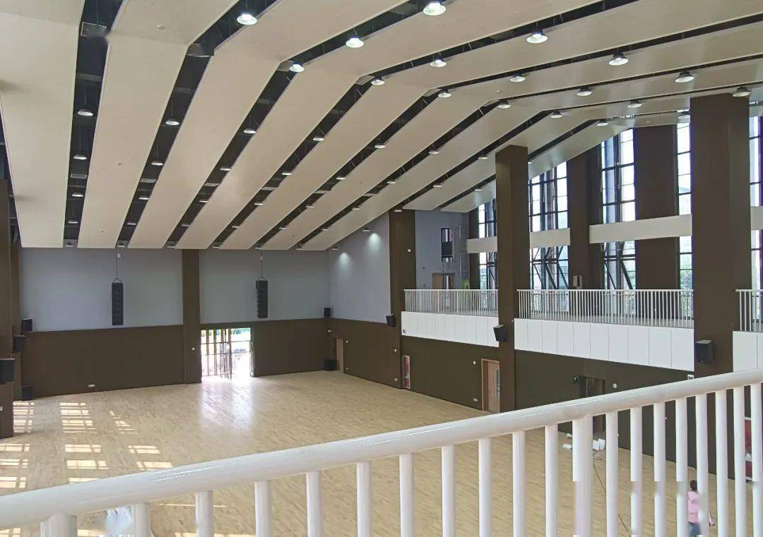 【学校发展】无锡市东林中学邀请家长代表参观人民路新校区_检测_教室