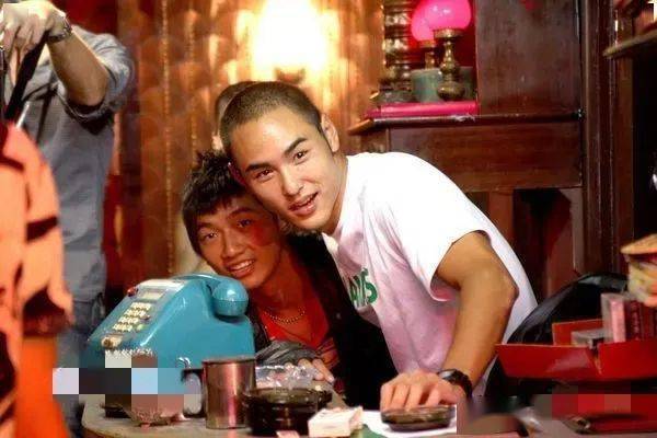 阮经天出车祸,现场惊险照曝光,本人吓到面色惨白_网友_台湾省_时候