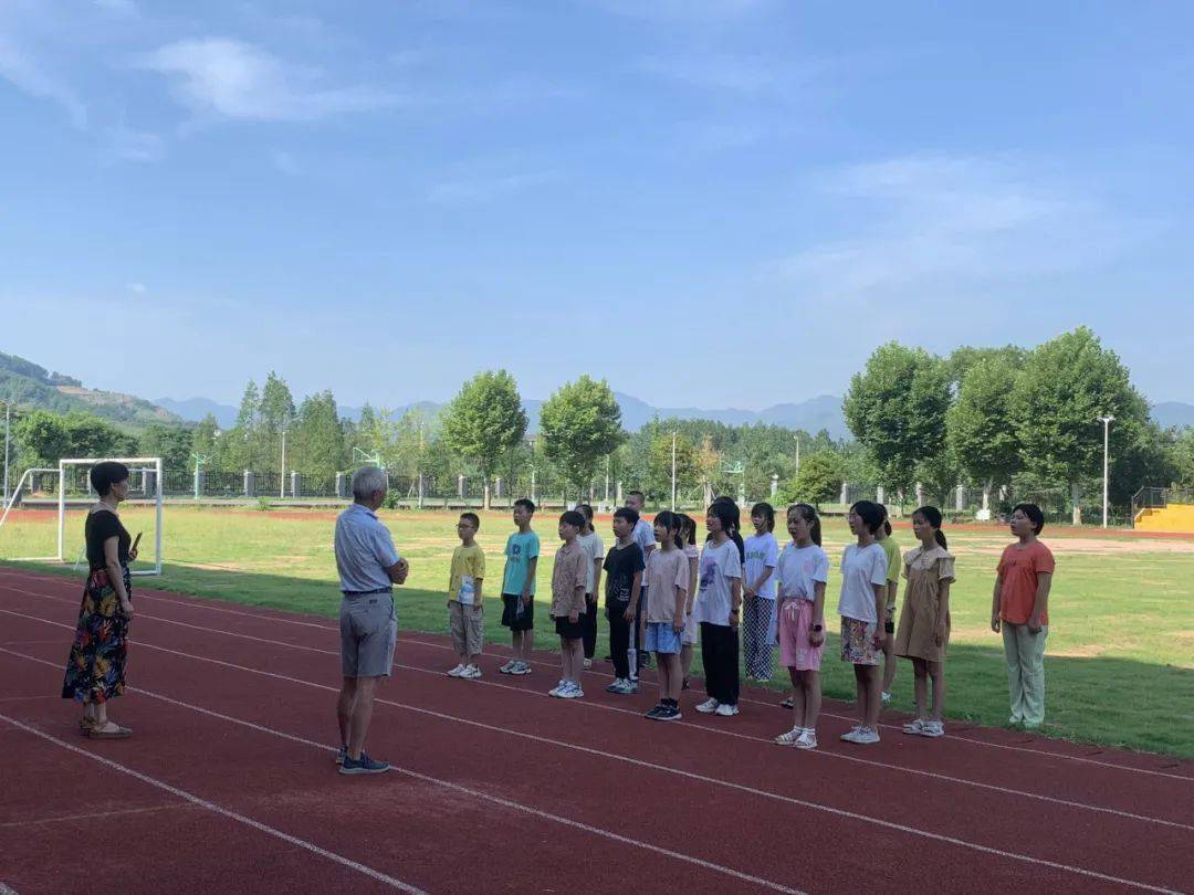 暖心暑托江山市峡口小学:520春泥计划,让孩子们暑期有"趣"处_支教