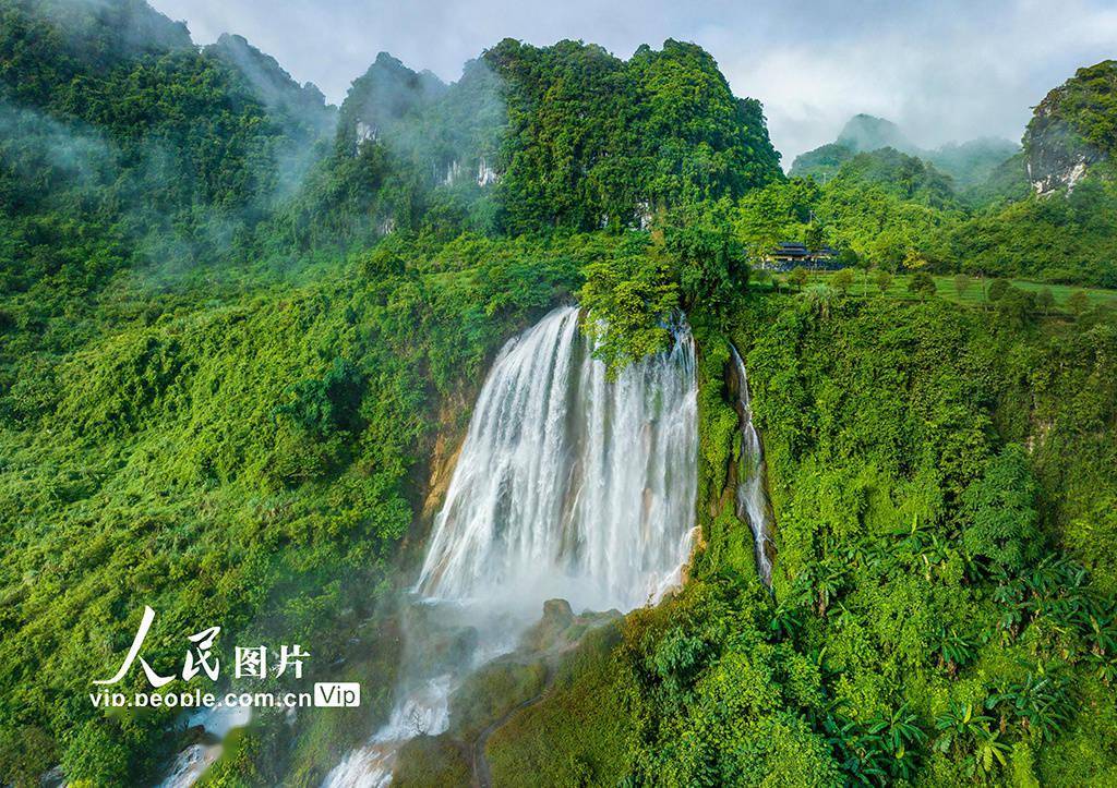 广西靖西:三叠岭瀑布壮美如画_曾祥忠_水池_水花
