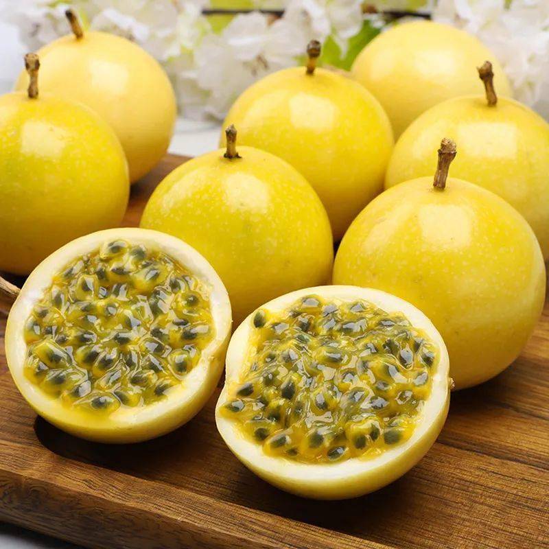 让人垂涎欲滴的钦蜜9号黄金百香果!