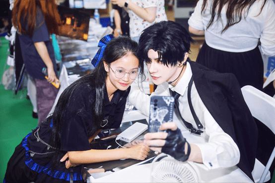 元气宅舞大赛现场随机宅舞现场千人高质量自由行coser集结绍兴漫展,来