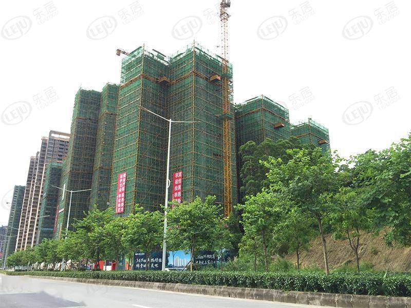 江门鹤山市绿地公园城 价格曝光 约7300元/㎡