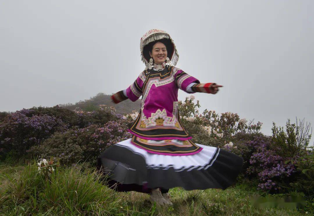 【多图】2023凉山彝族传统选美冠军出炉!_比赛_选手_阿苦依