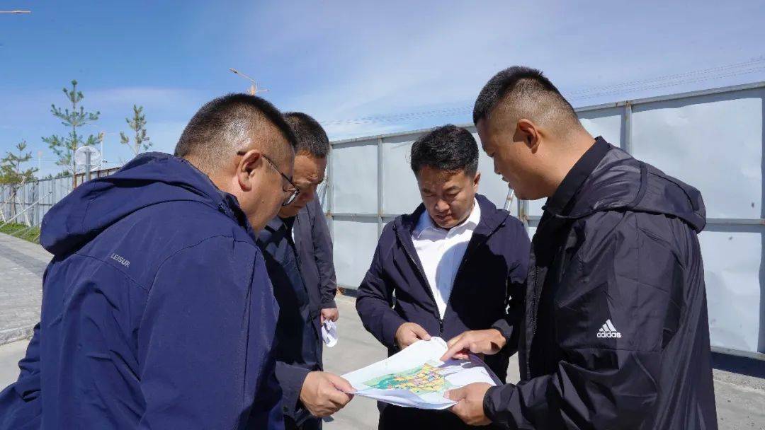 县委书记李林飞调研乡村振兴工作_等项目_建设_发展