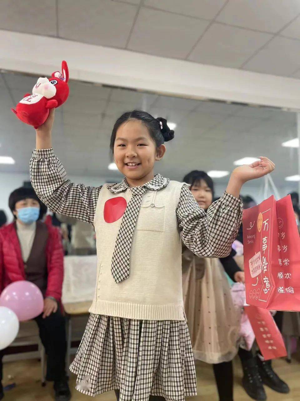 肖圣春重庆渝北 王娟广东汕头 陈伟强河南南阳 周雪峰陕西西安 陈金锋