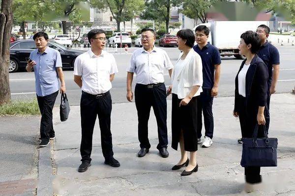 王涛,康凤霞到龙泉街道调研墨子文化城游客服务中心选址工作_滕州市