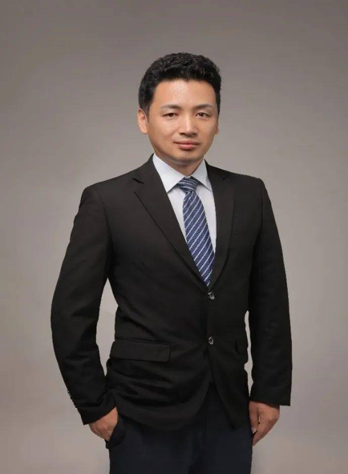 吴纯杰,上海财经大学教务处副处长,教授,博士生导师