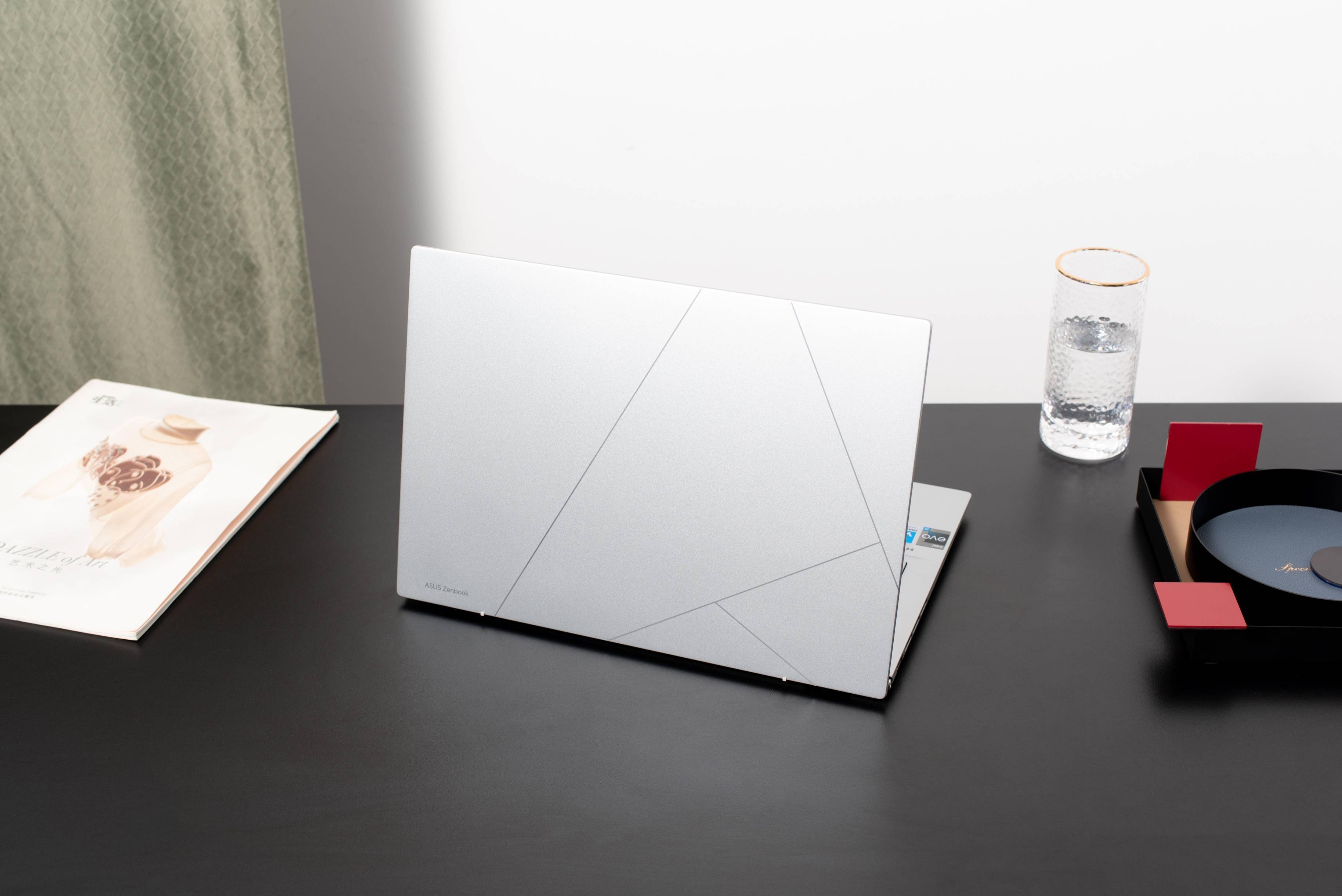 14英寸轻薄办公本推荐:6k价位就选华硕灵耀14,颜值高实力还全能_续航