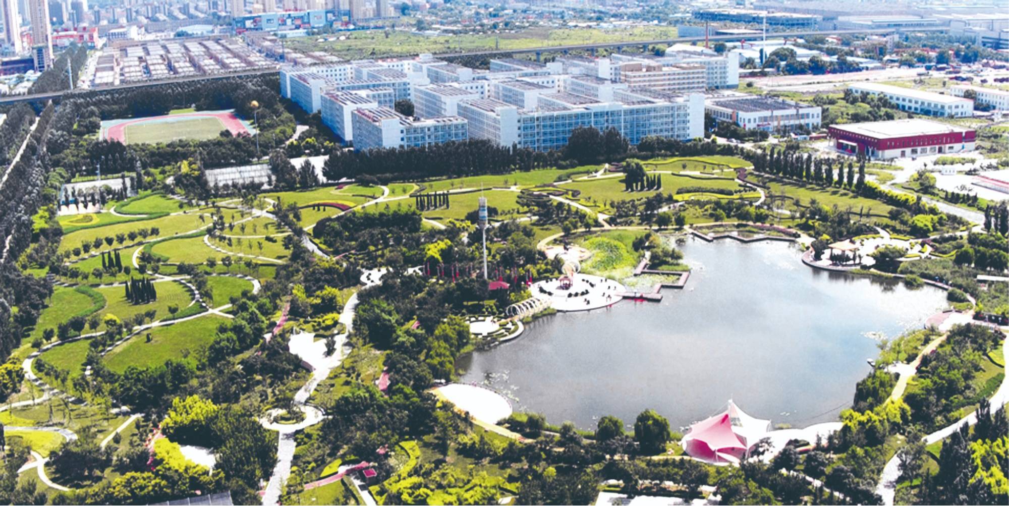 鞍山职教城(鞍山市委网信办供图)未来,鞍山还将盘活一批闲置楼宇,建设