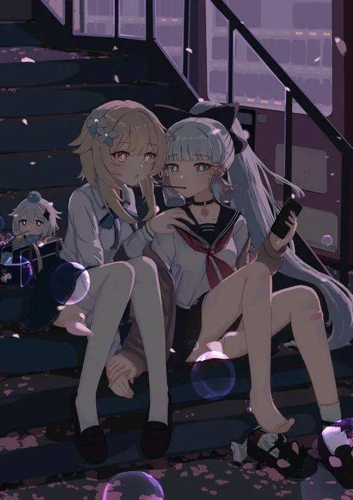 迪卢克是火元素,却沉着冷静;凯亚是冰元素却活泼开朗.