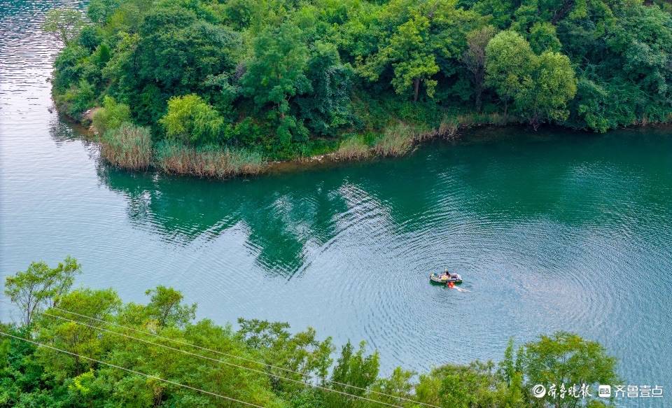 航拍淄博博山镇门峪水库,山清水秀景致宜人