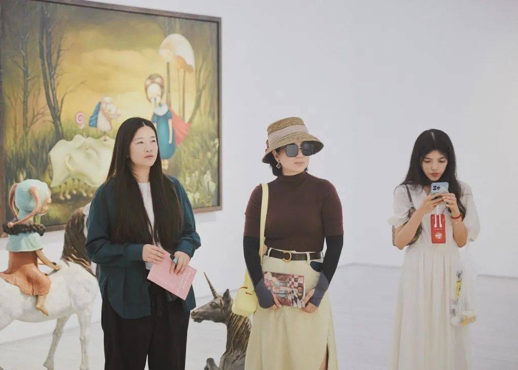 北京丨艺术家张静个展《炸成烟花给你看》_活动_生活_世界