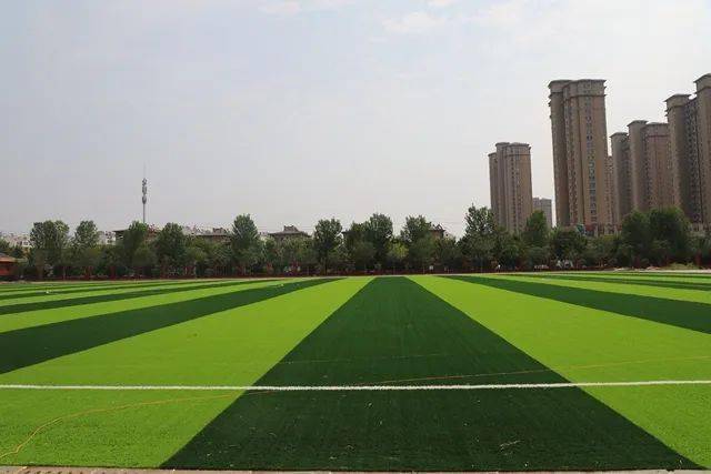 滕西中学改扩建项目(一期)进行公开招标,将建成滕州城区最大的初级