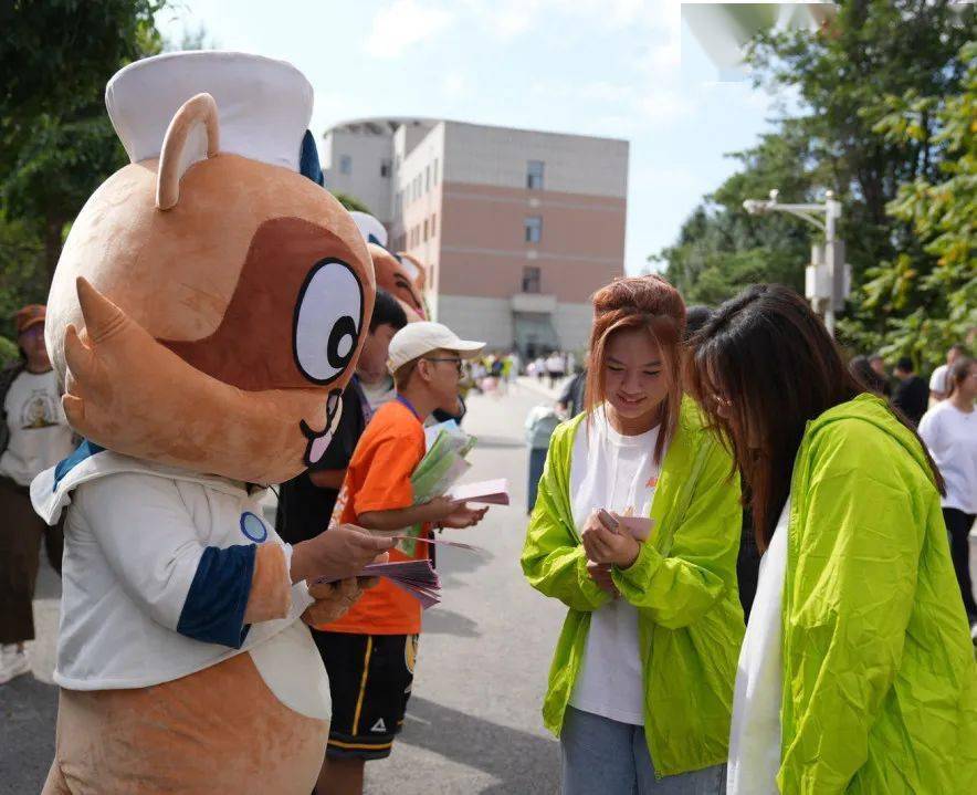 开学季|青春昂扬!欢迎来到长春中医药大学