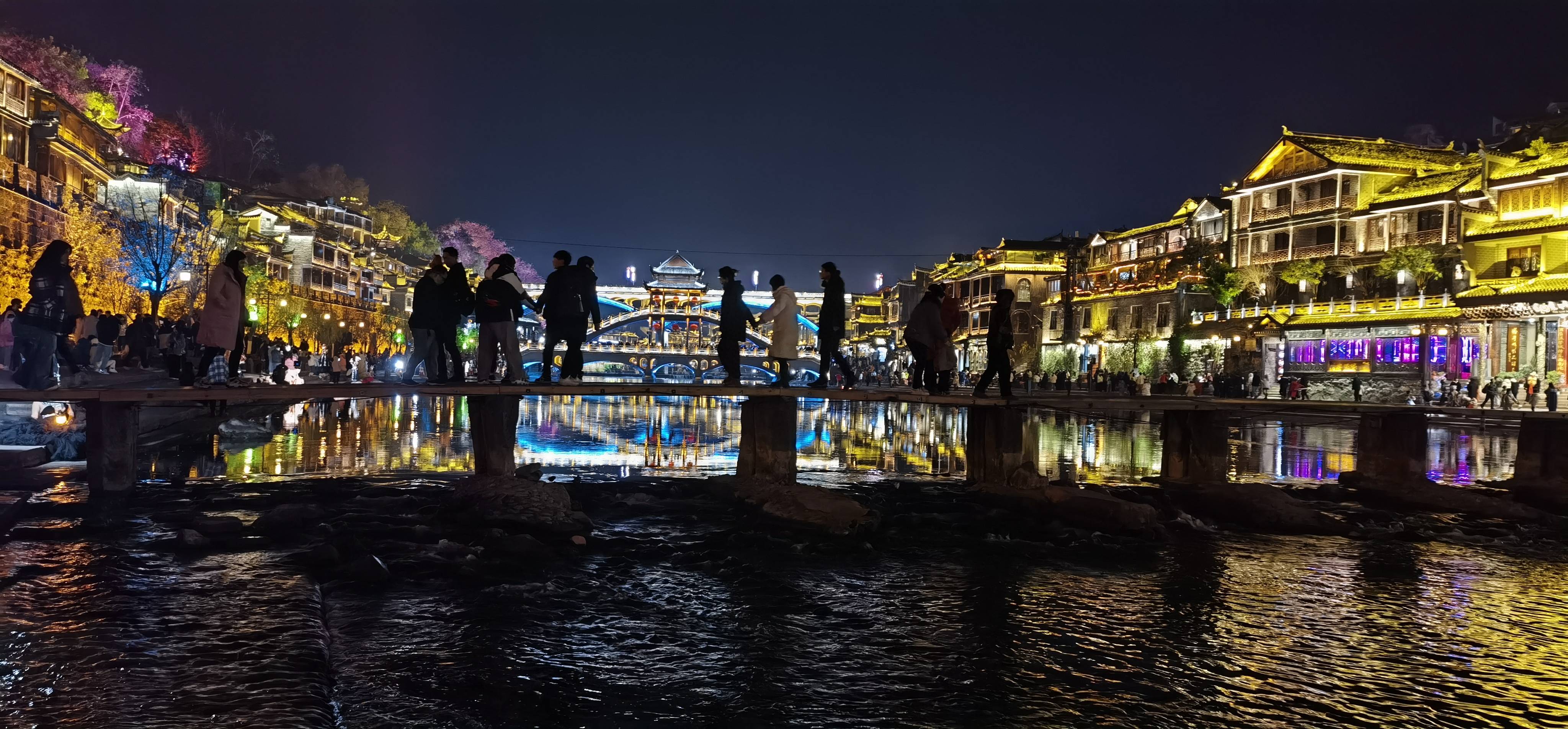 (社会)湖南湘西:夜色凤凰城