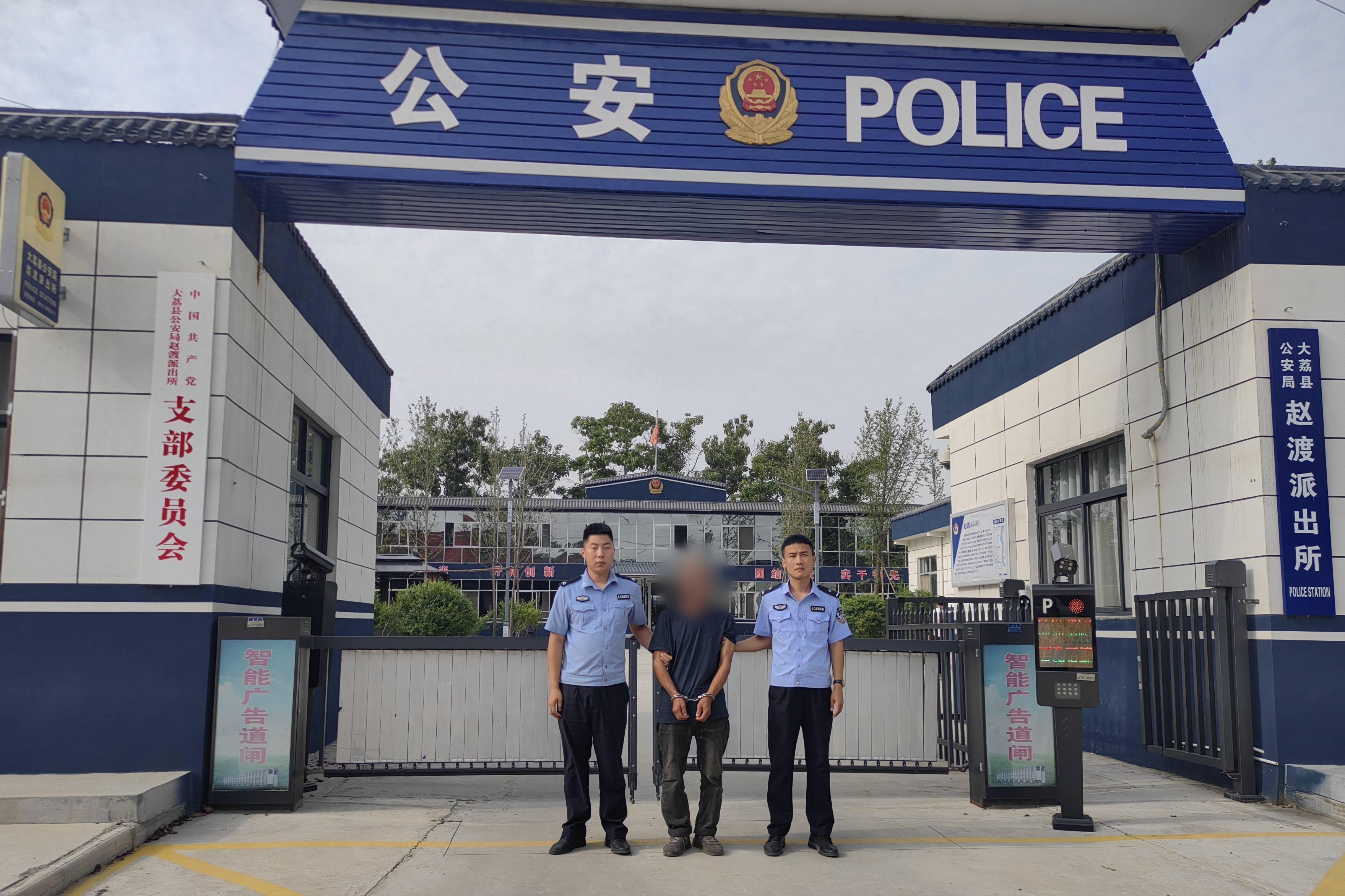 大荔公安:运气"太好"!盗窃惯犯夜间踩点"邂逅"巡逻民警