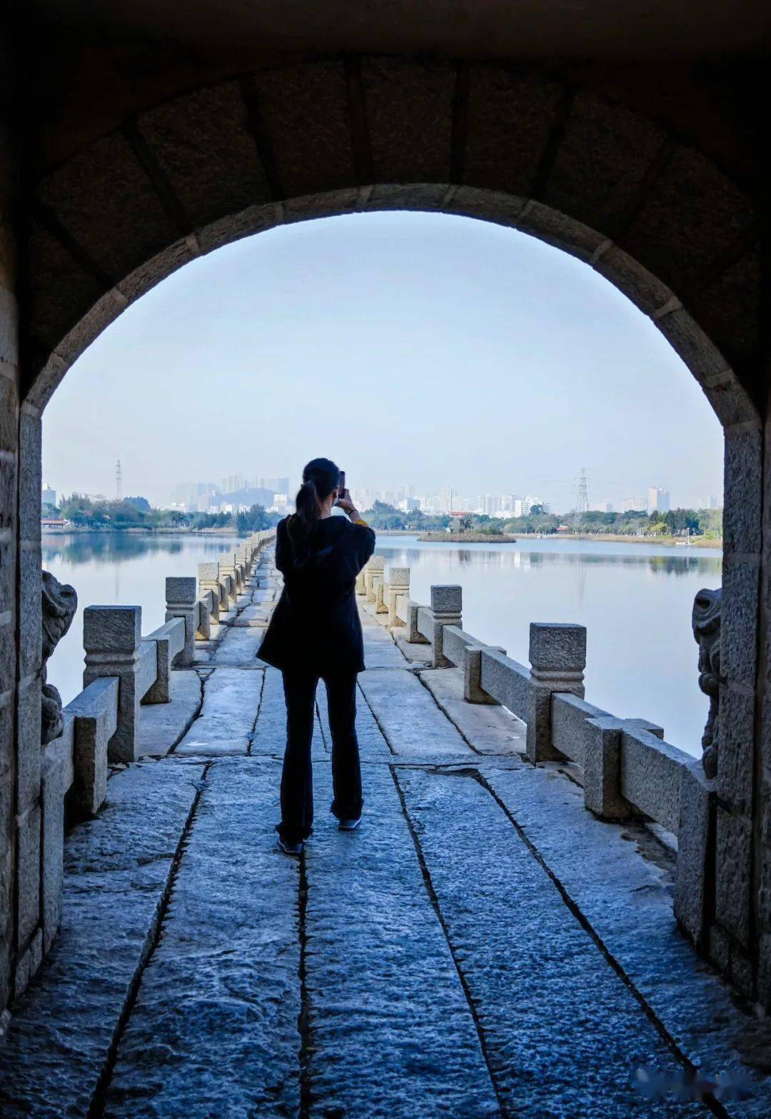 【七绝】《安平飞虹》庄灿煌