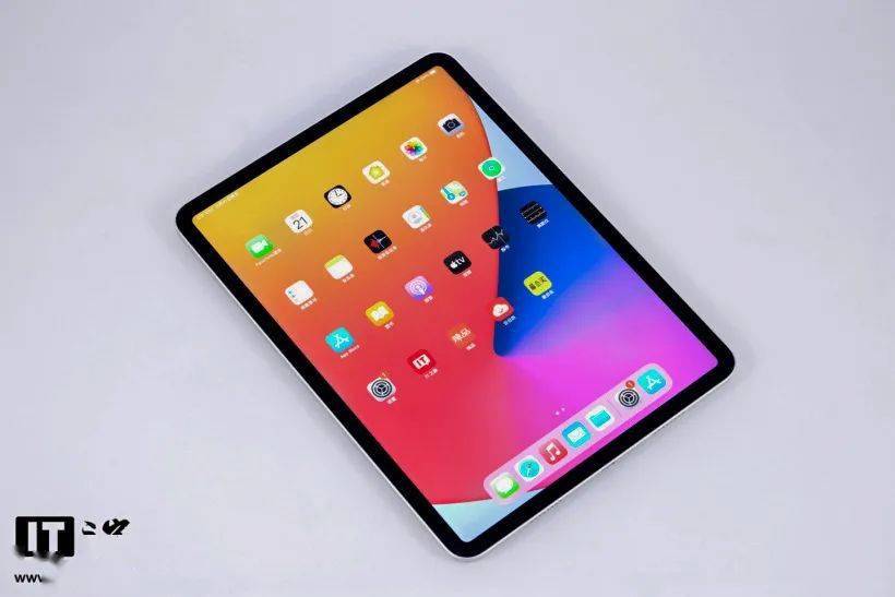 苹果发狠， iPad Pro 系列进行彻底改革