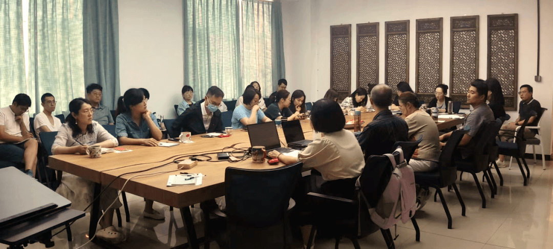 【学院风采】建筑学院召开新学期工作部署会_发展_教学楼_全体