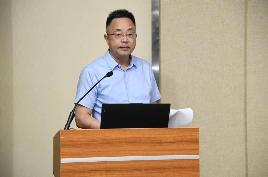 科学中心高级研究员georgiy bobashev,荷兰格罗宁根大学教授andreas