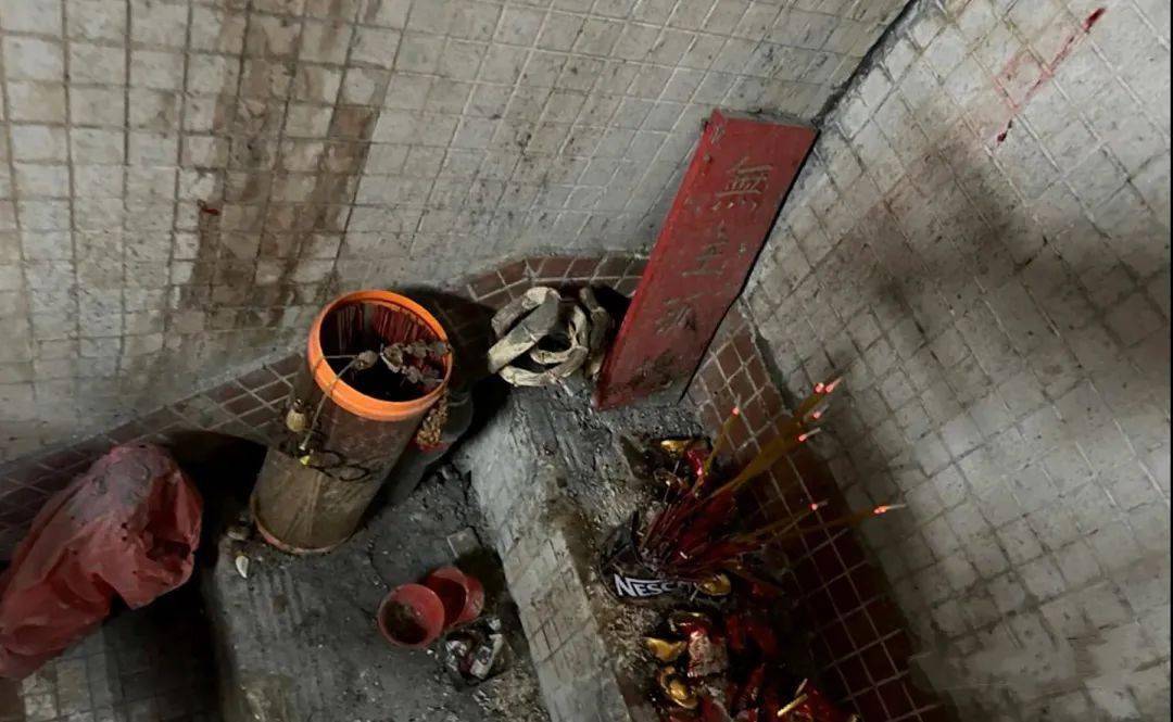 中元节特辑16香港大楼"无主孤魂"牌位探灵者烧炭自杀_陶夫_潘绍聪