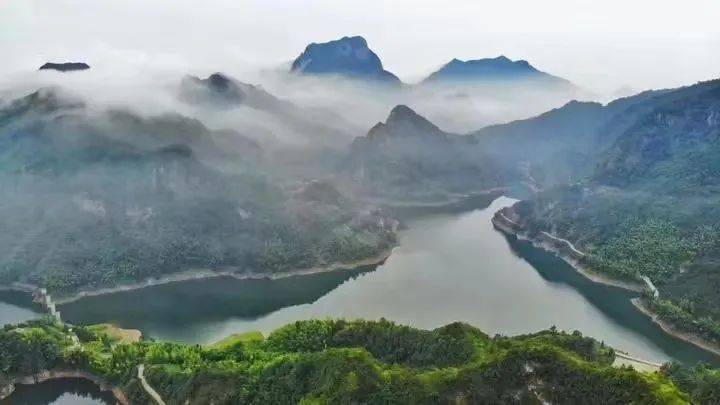 水利方面,建成乐虹平原,大荆溪防洪工程,长石岭水库,福溪水库,清江