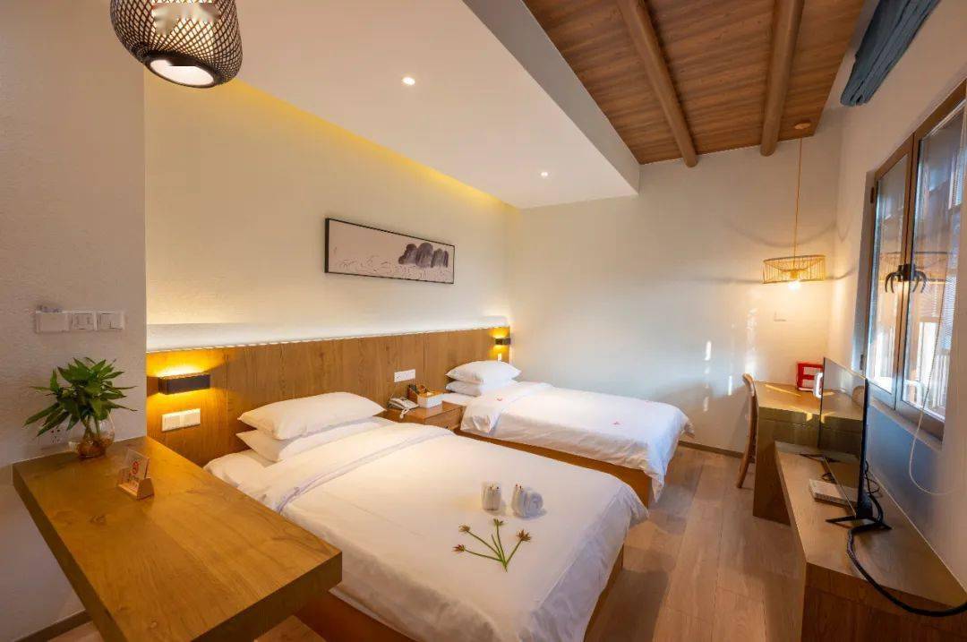 三台山爆款中秋礼盒已上线,送礼自留都nice!_住宿_咨询电话_审核