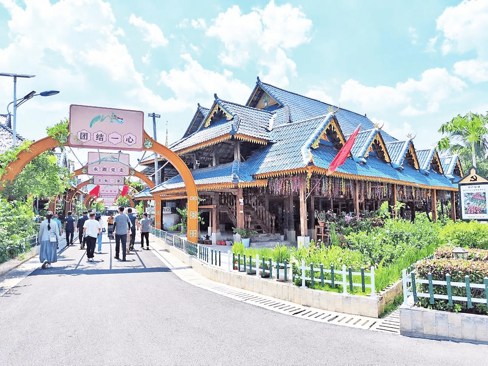 【和美乡村】勐腊:和美乡村面貌新_村民_游客_特色