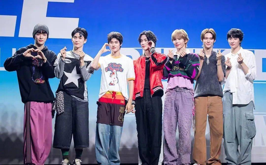 riize正式出道-got7新应援棒-都暻秀solo2-韩版黄雨萱_guitar_韩语