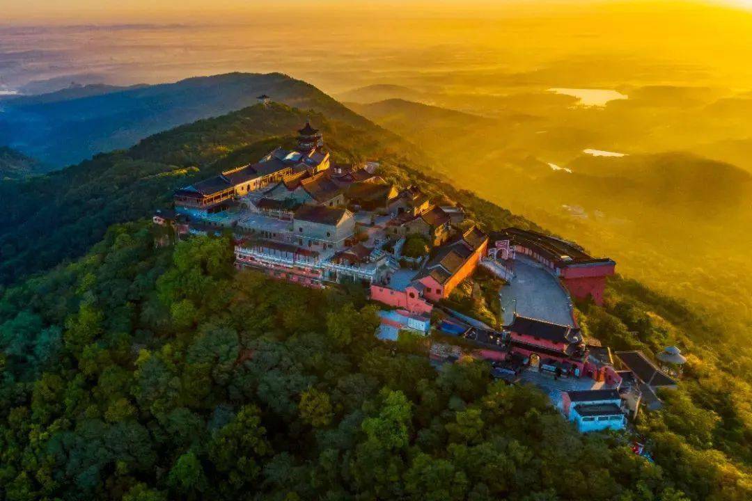 一票玩转句容茅山景区与金坛茅山金牛洞景区茅山是一座有名的山山不在