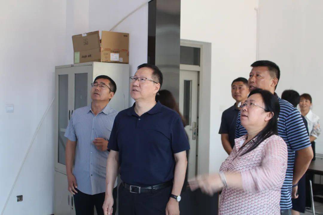 科尔沁区人民政府副区长杨秀媛调研中小学秋季开学情况_工作_教育工委