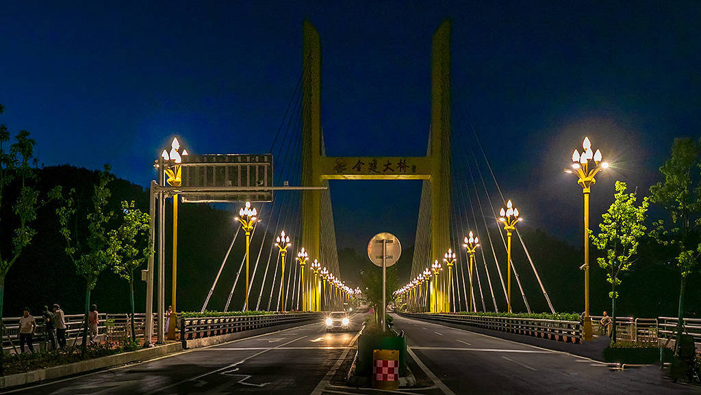 组图|建始县广润河最新最美的夜色金建大桥_田莉_余安钢_索上