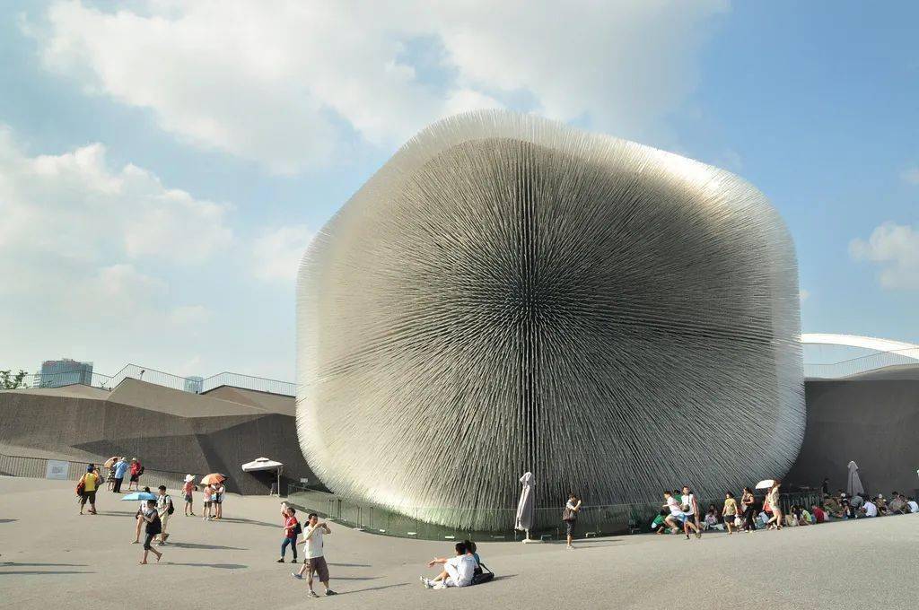 上海世博会英国馆,2010,图片源自 andrewbeckham.pixnet.