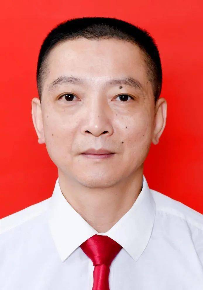 陈俊新(永春县医院肾内科副主任)1994年于福建医学院临床专业毕业