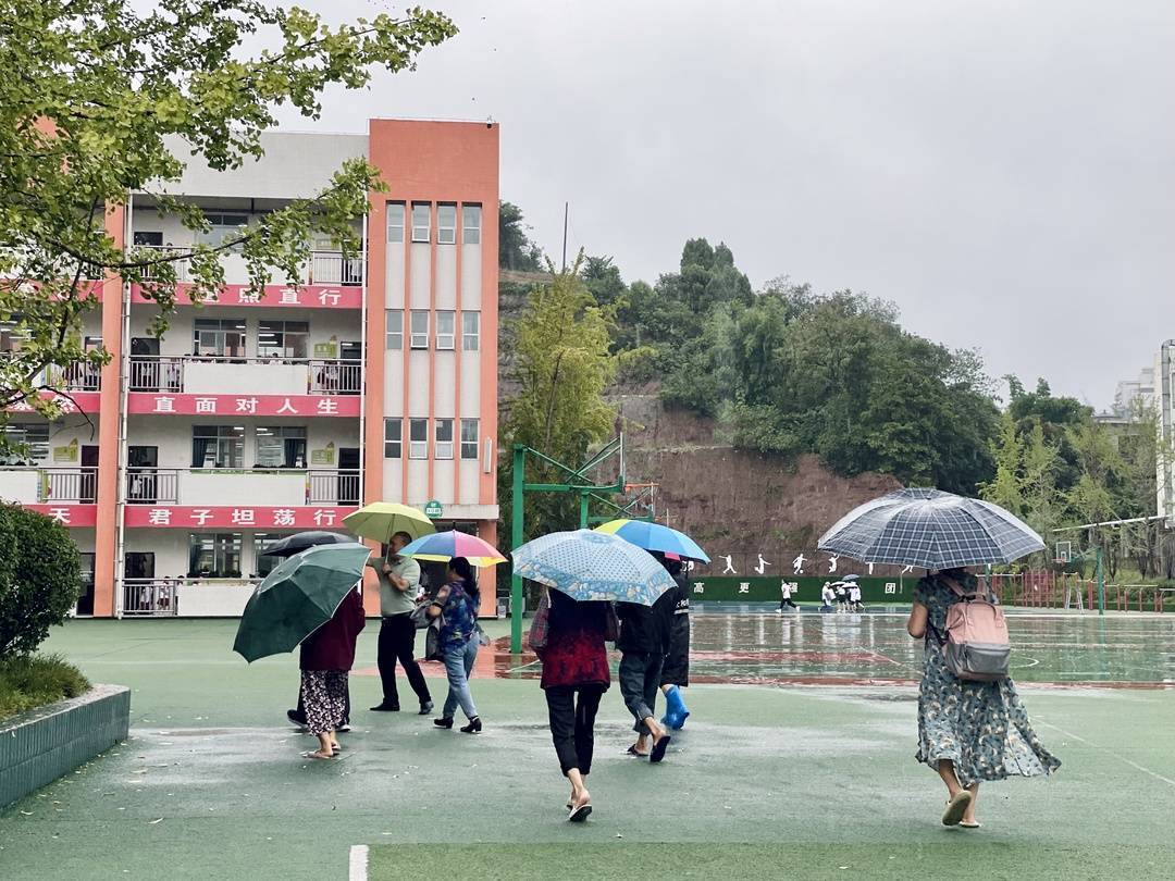 玉峰中学网球队图片