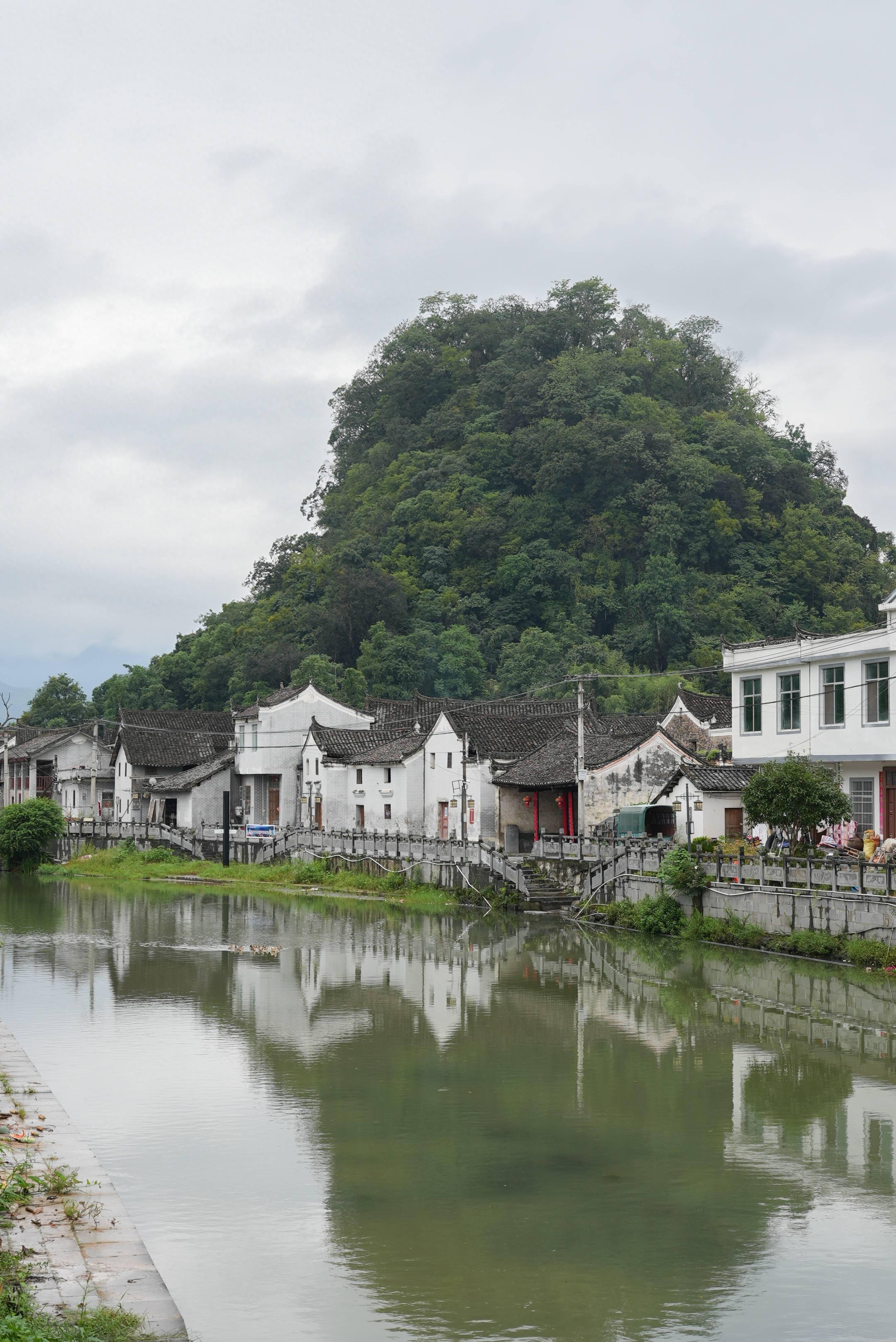 广西贺州,有个岭南秀美的山村,是中国文教史博物馆!_秀水_状元村_村落