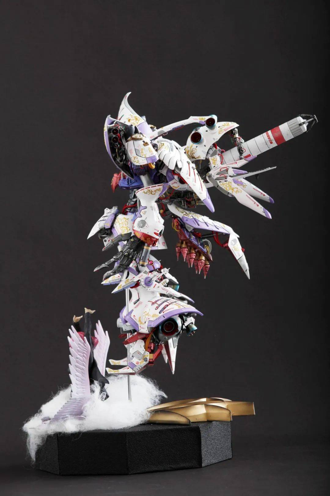 豪华的哈曼座驾,mg卡碧尼诅咒大变身_公众_改造_模型