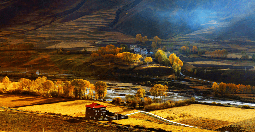 川西秋景盛宴!这30张图片告诉你,最美的秋天在哪里!_甘孜_雪山_亚丁