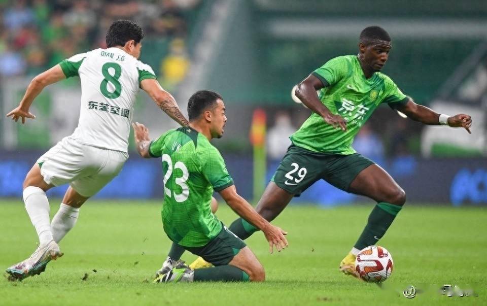 中国足球多方面需提高_苏亚雷斯_中超_联赛