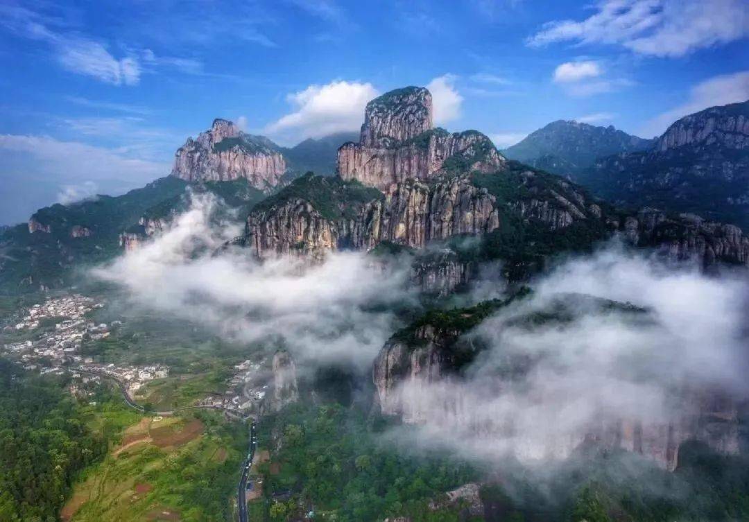 中秋遇国庆丨雁荡山灵岩卧龙谷卧玻璃栈道,大龙湫一日游