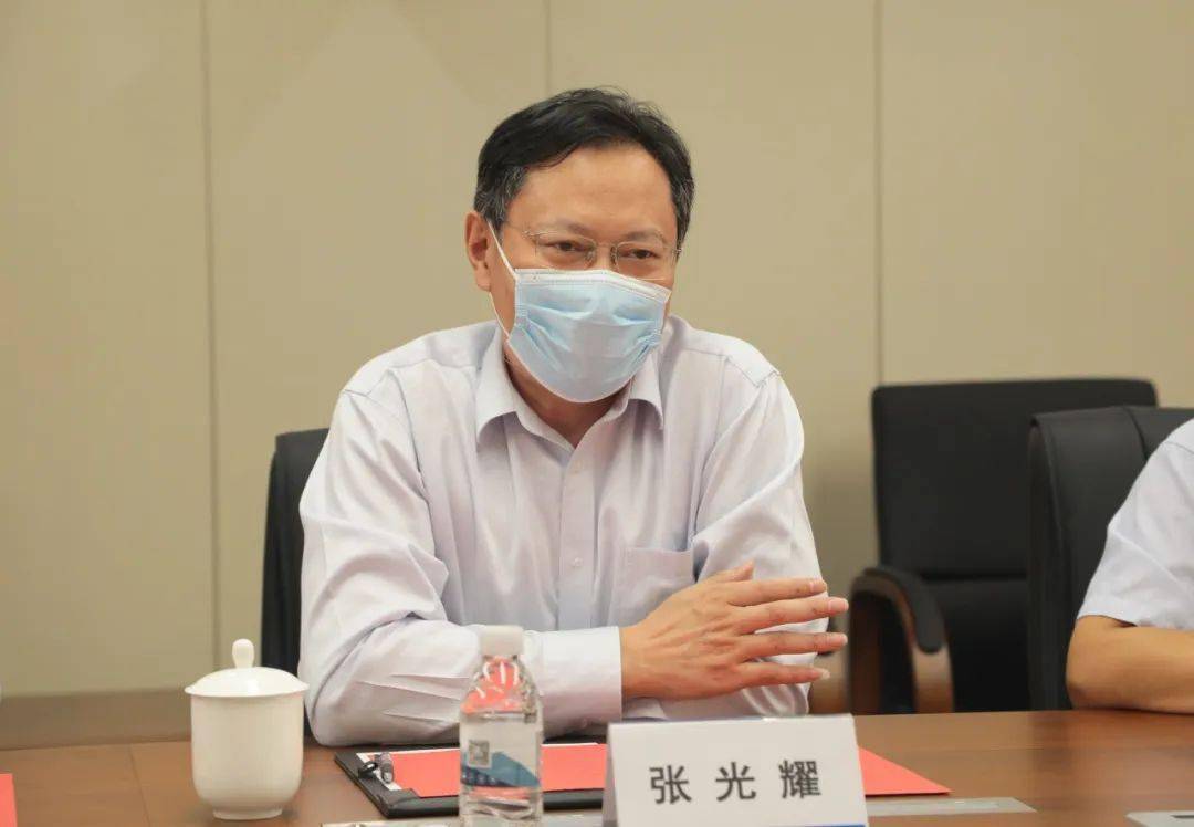 上海电气电站集团副总裁,上海汽轮机厂有限公司总经理张光耀,淮河能源