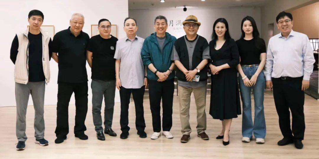 活动现场独乐不如众乐,在此"月满熙和"之际,中贸圣佳国际拍卖有限公司