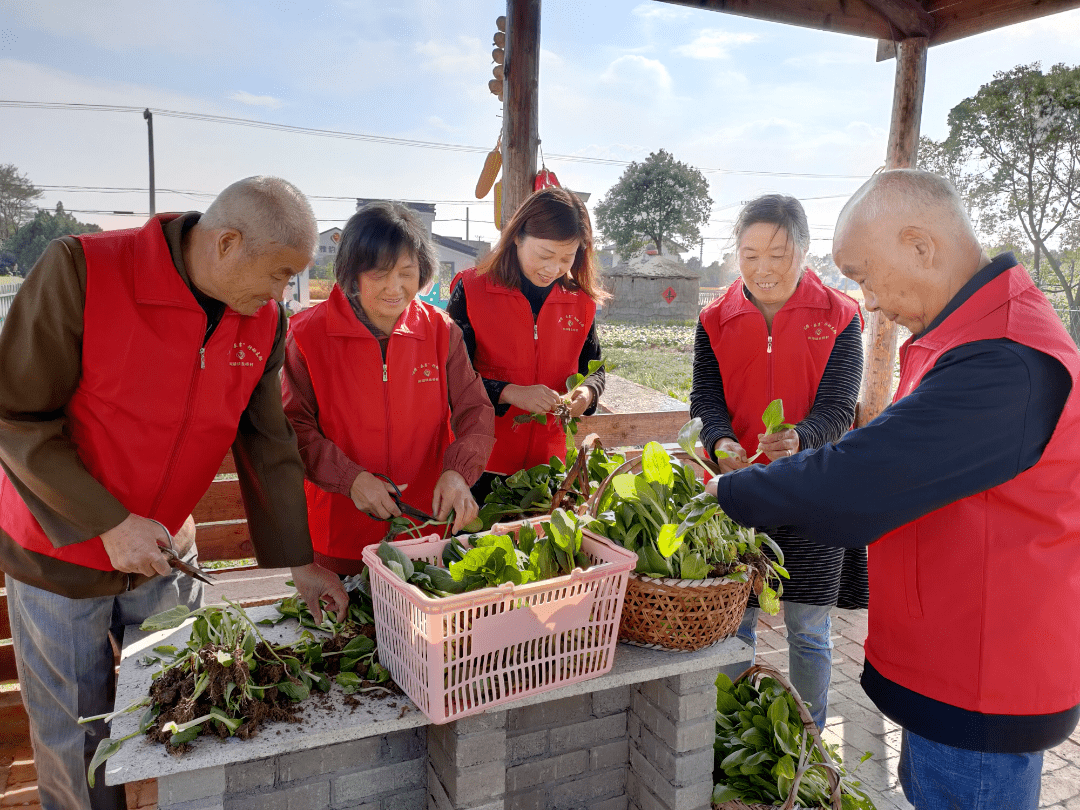 殷文韜公眾號:和美尚湖 微信號:hemeishanghu和美尚湖長按二維碼識別